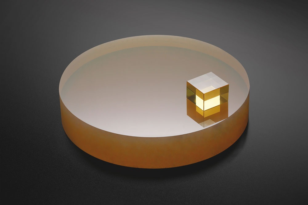 Zero-Expansion Glass-Ceramic Ceramic and Glass Components