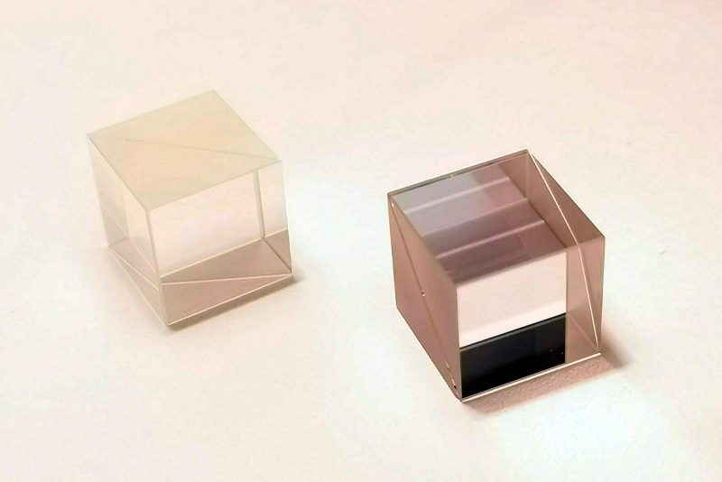 polarizing beamsplitter prism (PBS) Polarizers