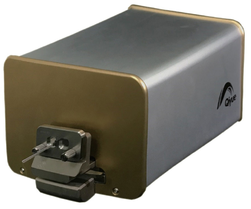 Single-Core and Multi-Core Fiber Interferometer Interferometers