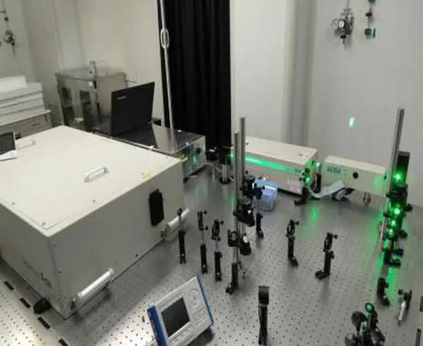 The new Roban-Waveguide series flight-second laser light-screech system AR/VR